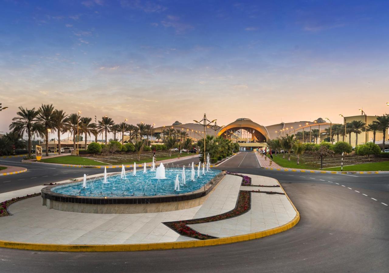 Officers Club & Hotel 5*