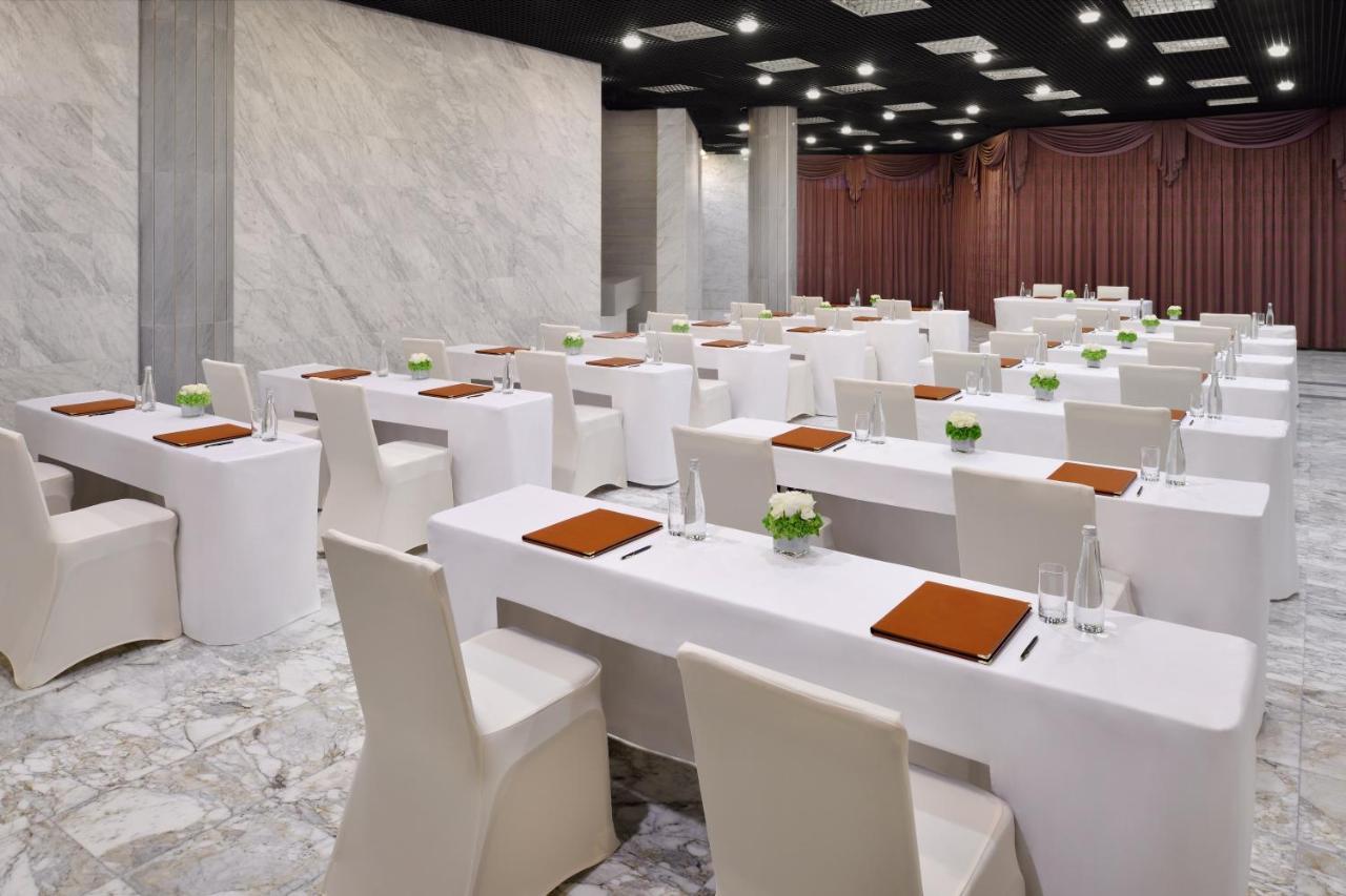 Hotel Officers Club &