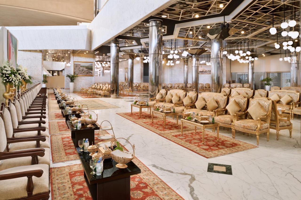 Officers Club & Hotel