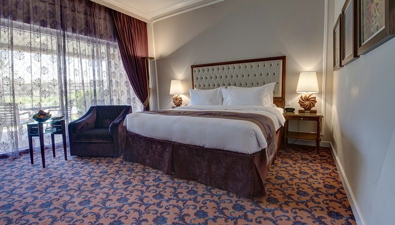 Hotel Officers Club &