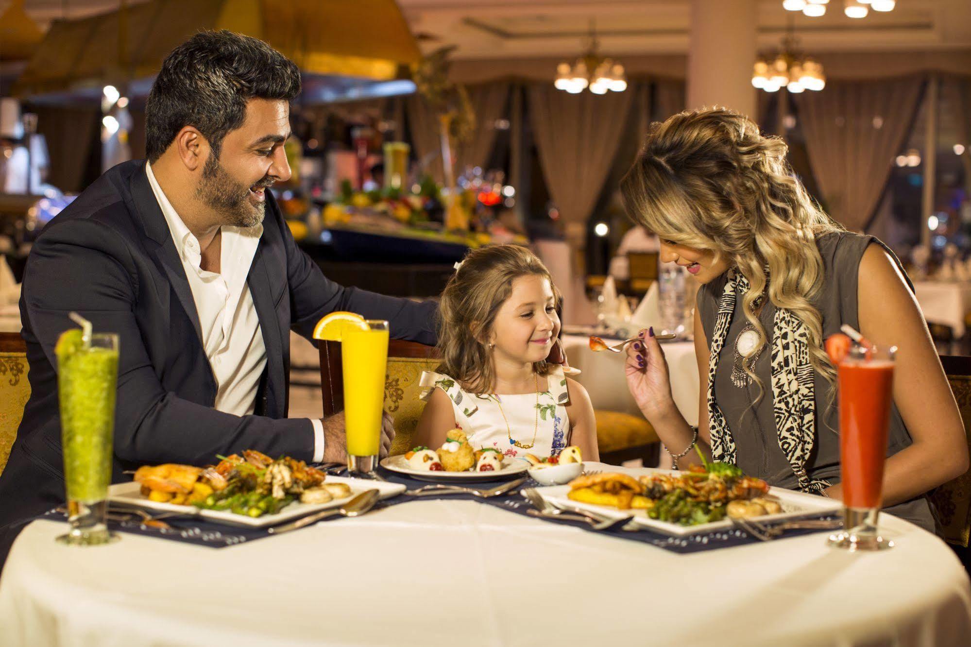 Hotel Officers Club &